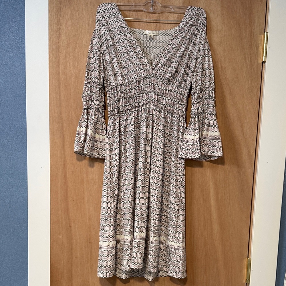 Sophie Max Long Sleeve Patterned Dress - Cream and Black